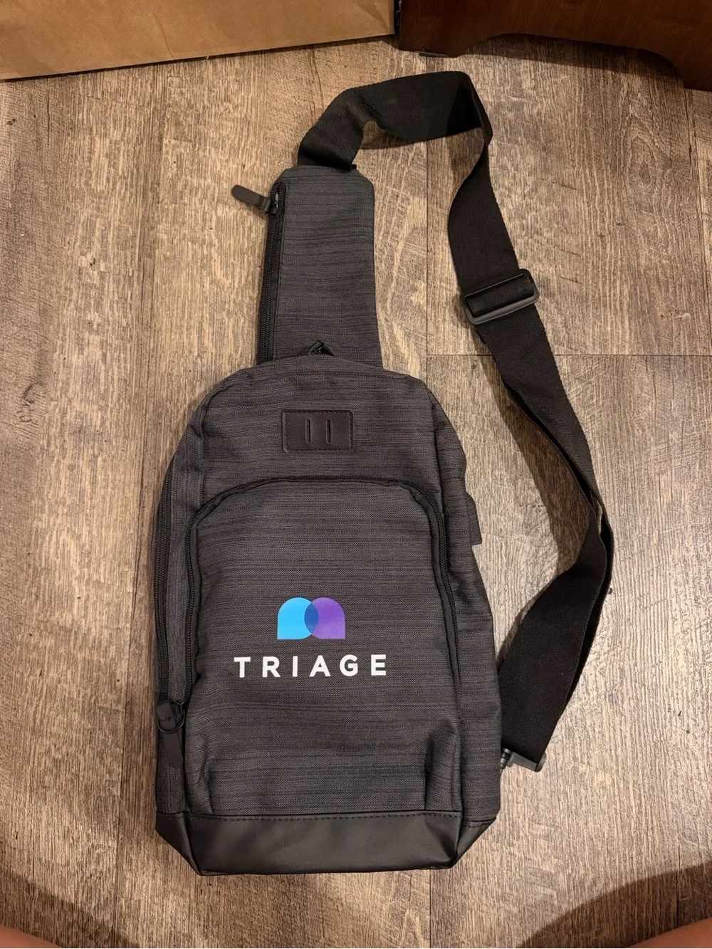 LEED’S TRIAGE Black Charcoal One-Shoulder Sling Crossbody Bag